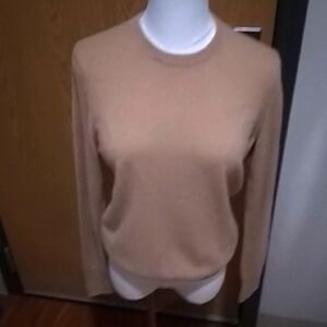 NWOT NAADAM CASHMERE SWEATER